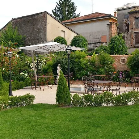 Antica Dimora 住宿加早餐酒店 Ostiglia